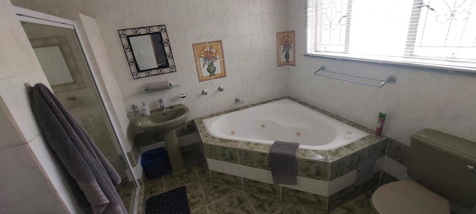 Apartamento Tj Self-Catering Graaff-Reinet Habitación foto